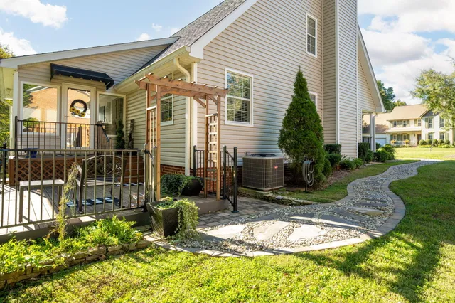 $425,000 | 2806 Fox Ridge Road, Ooltewah, TN 37363