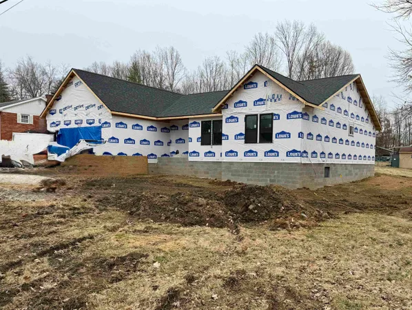 $419,900 | 922 Russell Road, Chandler, IN 47610