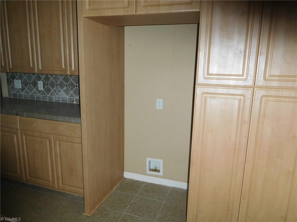 1122 Red Lane Road Pleasant Garden, NC 27313 - Photo 17 of 24 Gallery Image 17