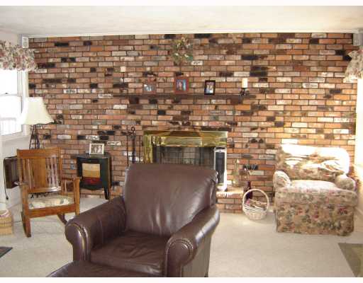 285 Abbott Run Valley Road Cumberland, RI 02864 - Photo 11 of 12 Den/Family/Great Room.