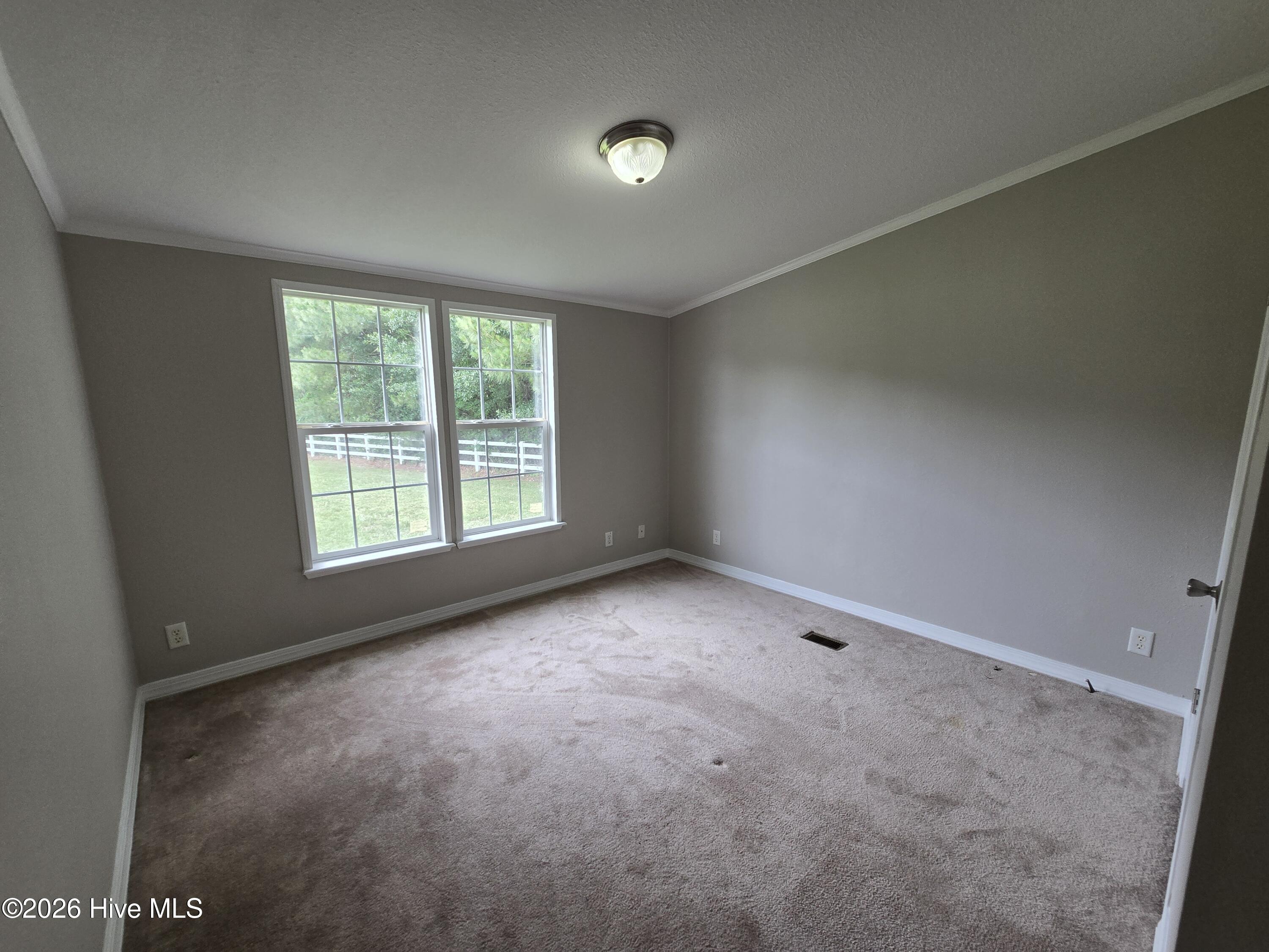 293 South Currituck Road Currituck, NC 27929 - Photo 11 of 16 20260527_145621