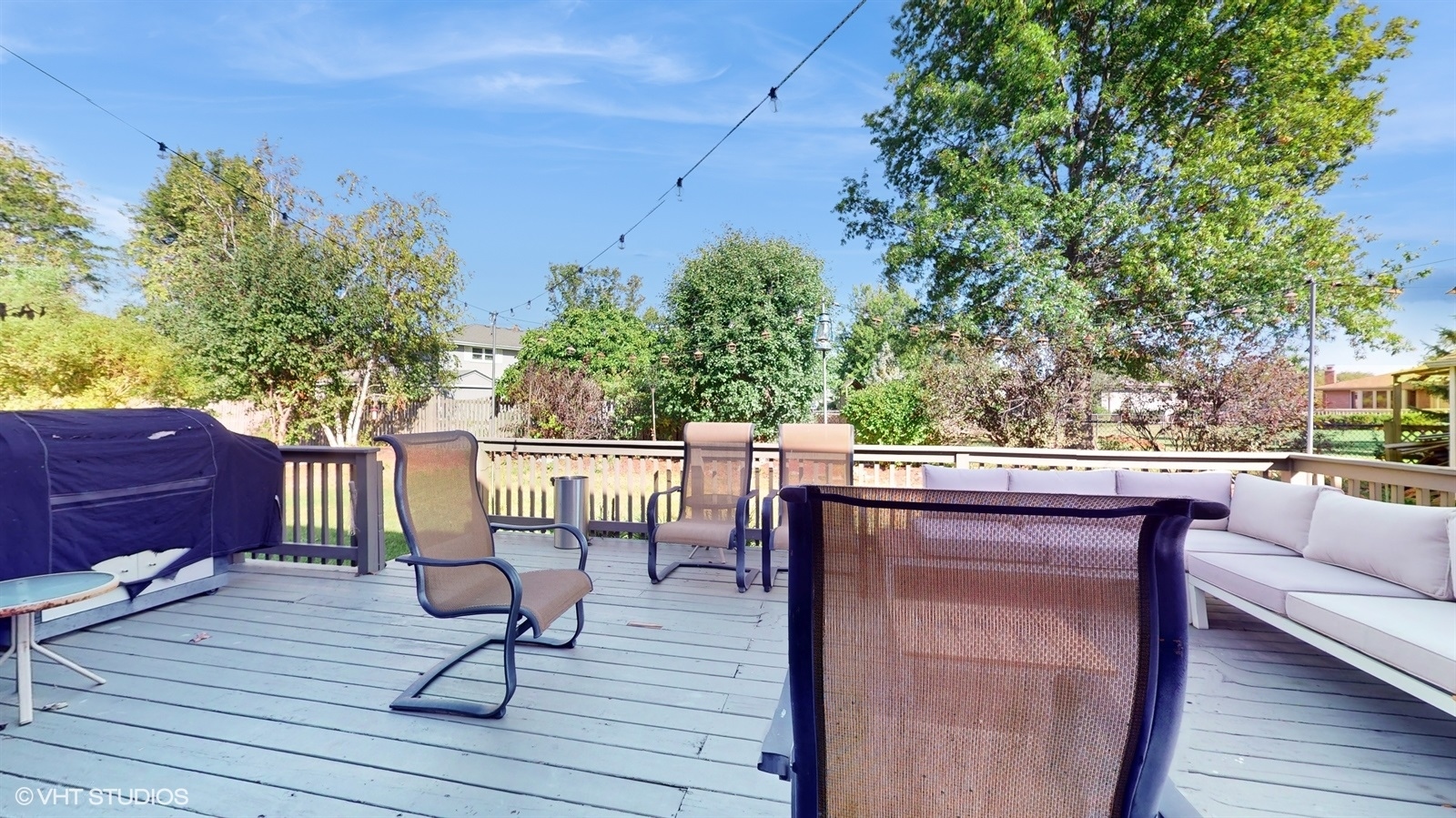 14467 Creekview Drive Orland Park, IL 60467 - Photo 46 of 51 a view of a chairs and tables in the balcony