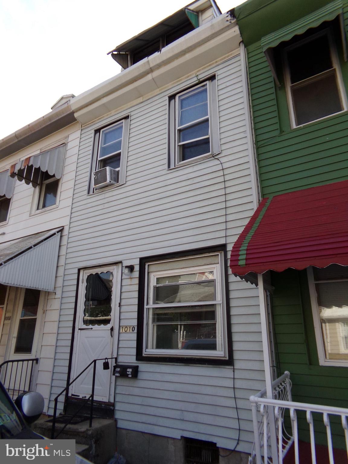 1010 Locust Street Reading, PA 19604 - Photo 3 of 13 Gallery Image 3