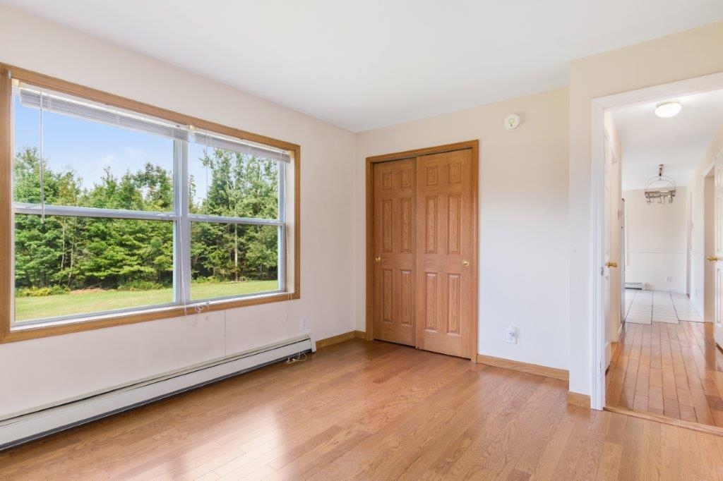 34 Rockwood Avenue Jefferson, NH 03583 - Photo 15 of 38