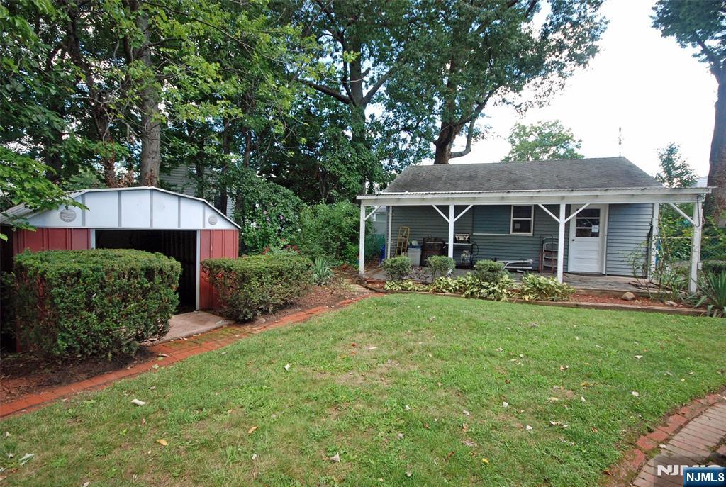 42 Oak Ridge Road Clifton, NJ 07013 - Photo 25 of 27 Gallery Image 25