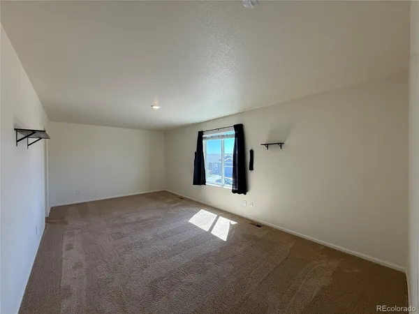 $2,400 | 9724 Borderpine Way, Colorado Springs, CO 80925