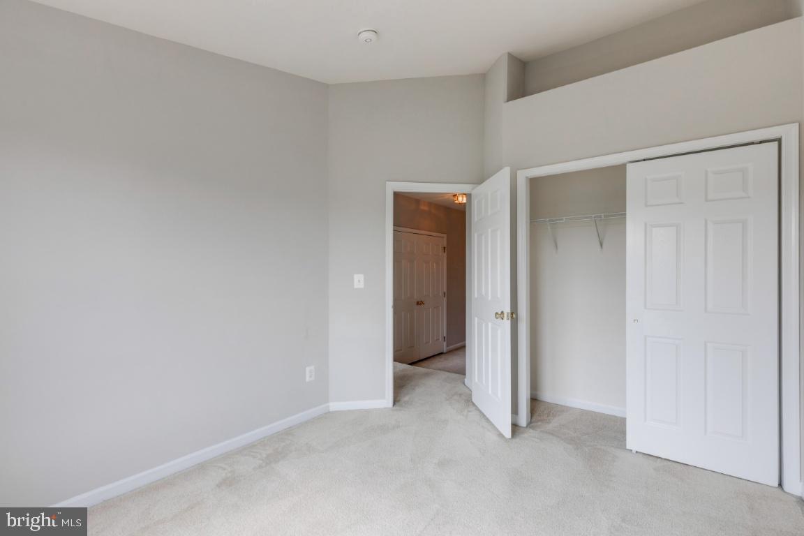 25286 McIntyre Square Chantilly, VA 20152 - Photo 26 of 35