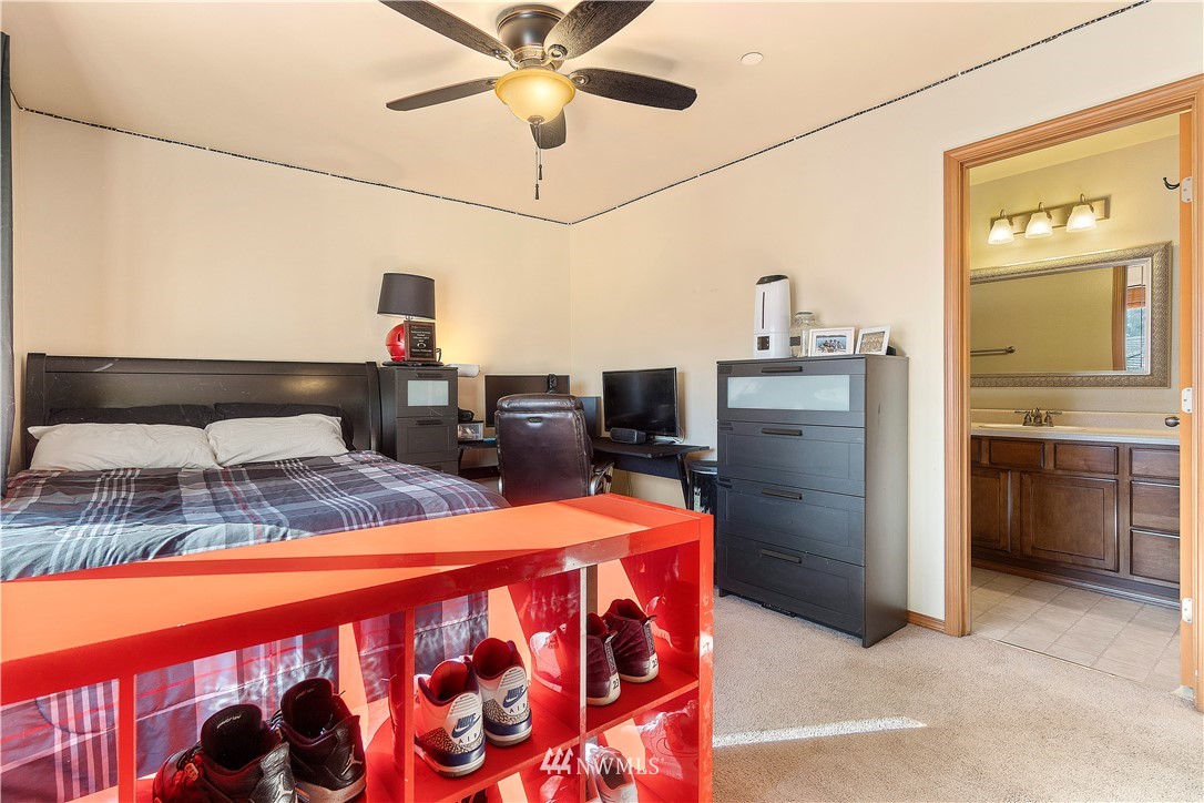 1351 Foreman Road DuPont, WA 98327 - Photo 26 of 40