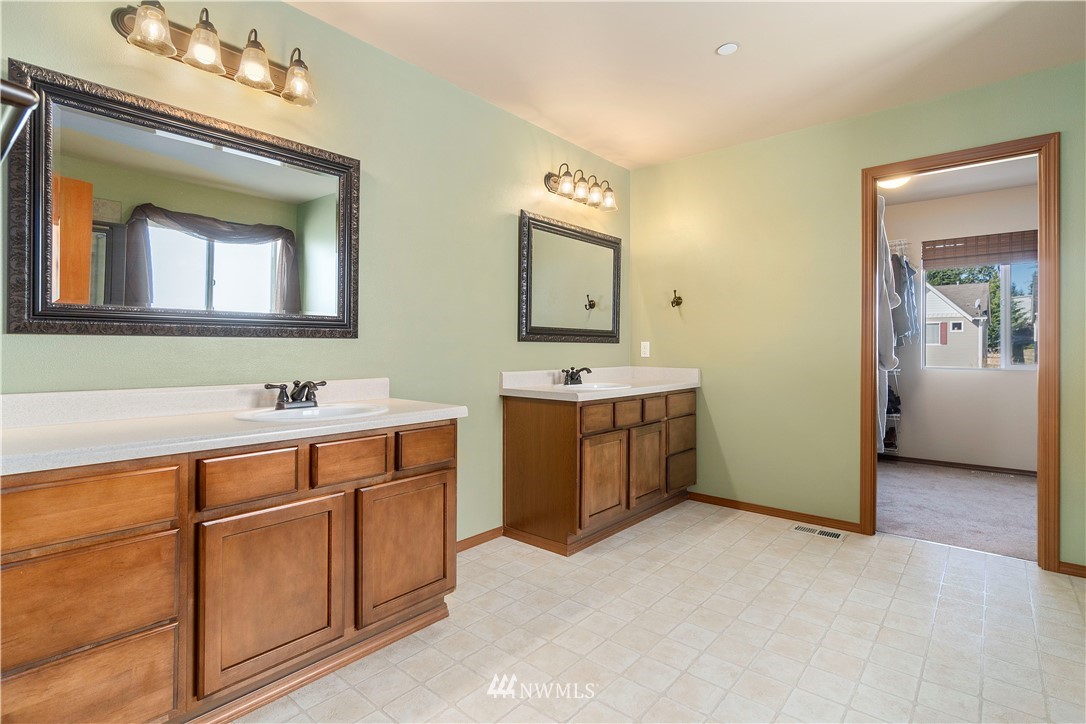 1351 Foreman Road DuPont, WA 98327 - Photo 32 of 40