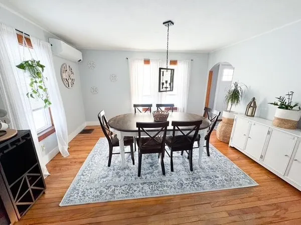 $310,000 | 237 Pleasant Street, Claremont, NH 03743