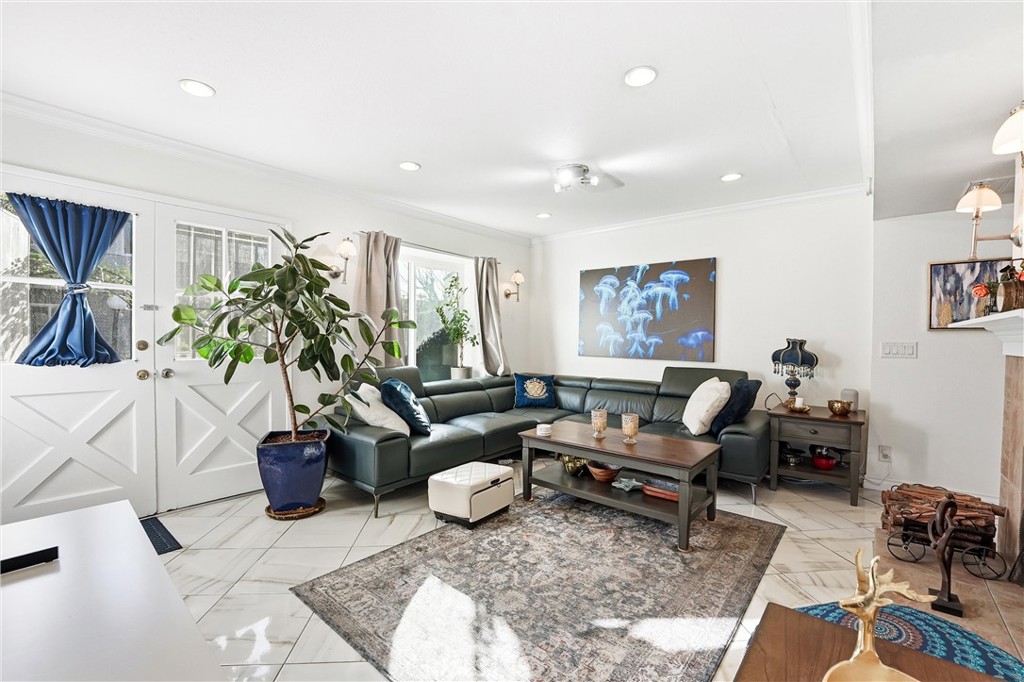 11908 Fallingleaf Circle Garden Grove, CA 92840 - Photo 6 of 30