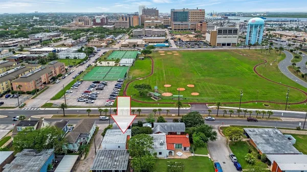 $1,849 | 123 Strand Street, Unit REAR, Galveston, TX 77550