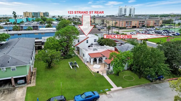 $1,849 | 123 Strand Street, Unit REAR, Galveston, TX 77550