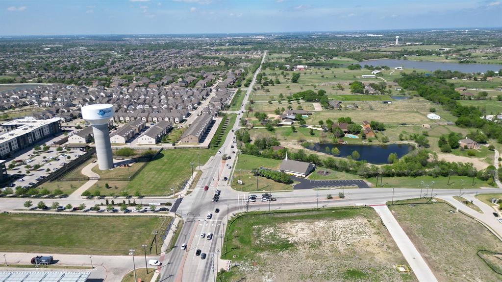 3929 Hickox Road Rowlett, TX 75089 - Photo 15 of 38