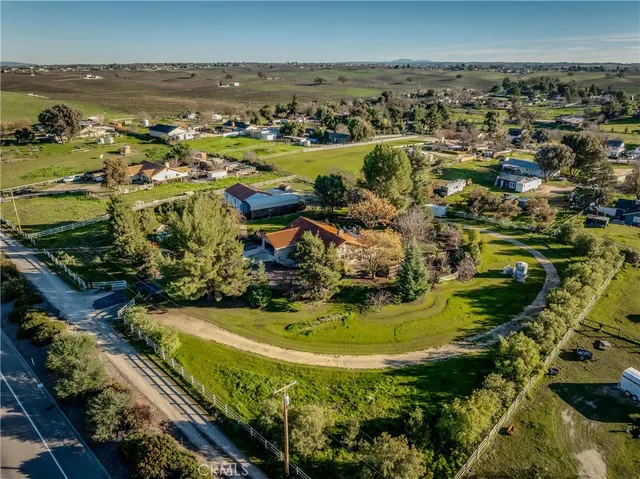 $989,000 | 6825 Highway 46, Paso Robles, CA 93446