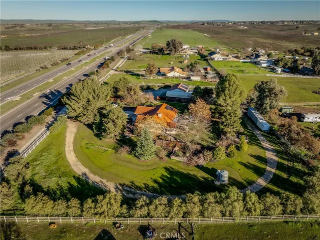 $989,000 | 6825 Highway 46, Paso Robles, CA 93446