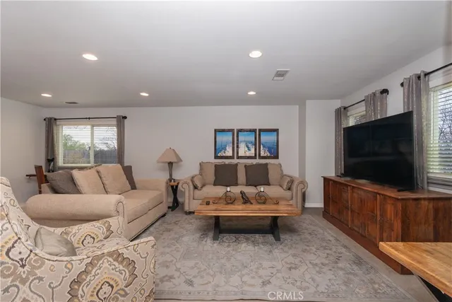 $989,000 | 6825 Highway 46, Paso Robles, CA 93446