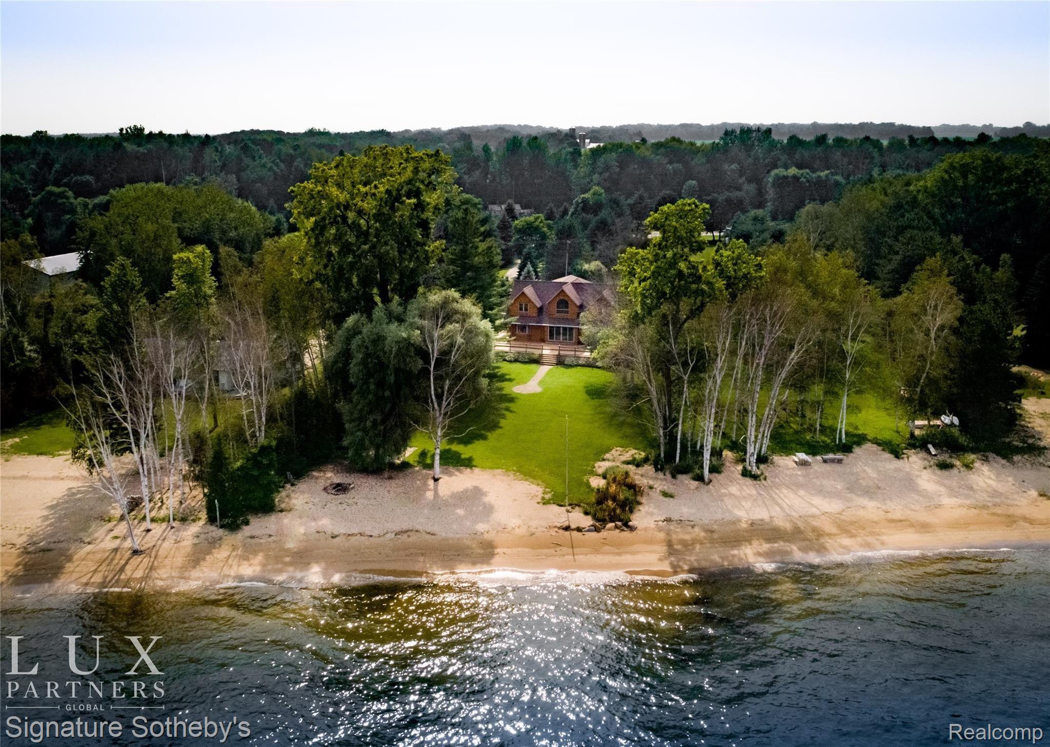 3725 South Lake Shore Road Harbor Beach, MI 48441 - Photo 2 of 29 1 .jpg