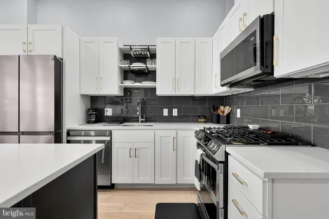 $550,000 | 1390 V Street Northwest, Unit 303, Washington, DC 20009