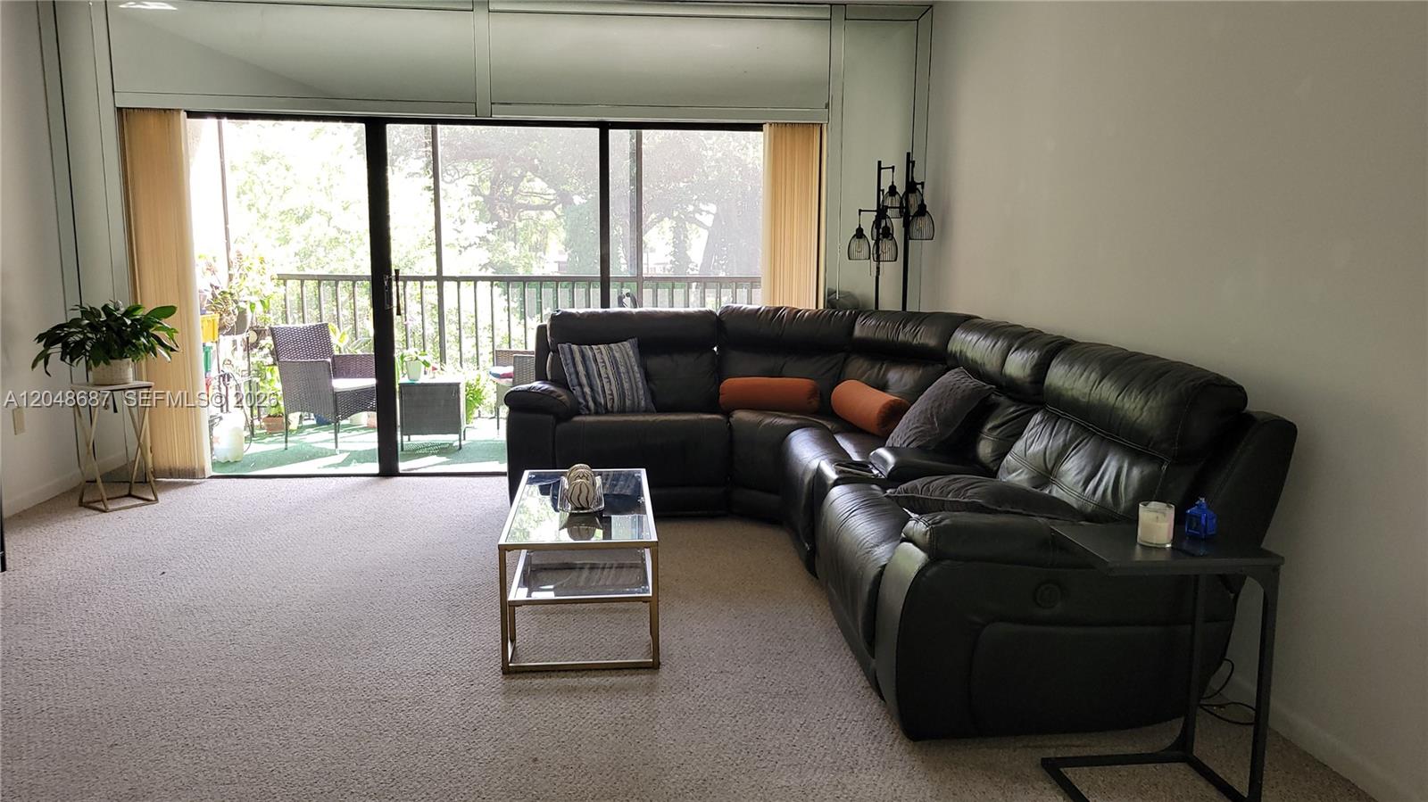 461 Ives Dairy Road, Unit 2042 Miami, FL 33179 - Photo 4 of 12