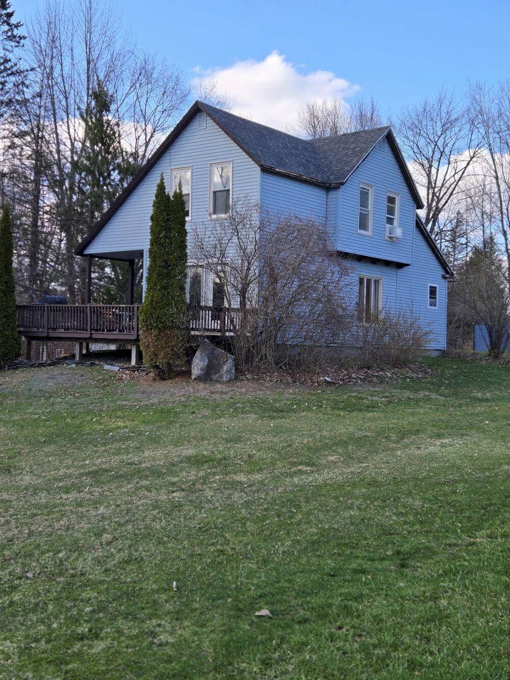 28 Prospect Street Wilton, ME 04294 - Photo 3 of 26