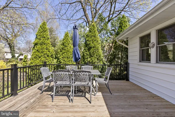 $899,999 | 429 East 2nd Street, Moorestown, NJ 08057
