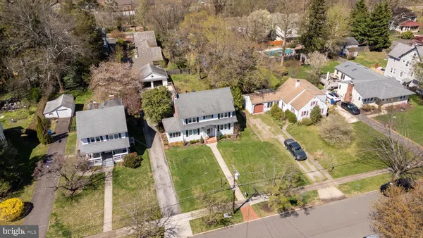 $899,999 | 429 East 2nd Street, Moorestown, NJ 08057