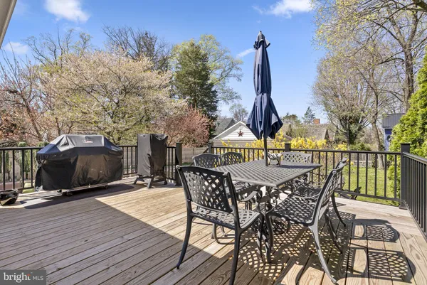 $899,999 | 429 East 2nd Street, Moorestown, NJ 08057