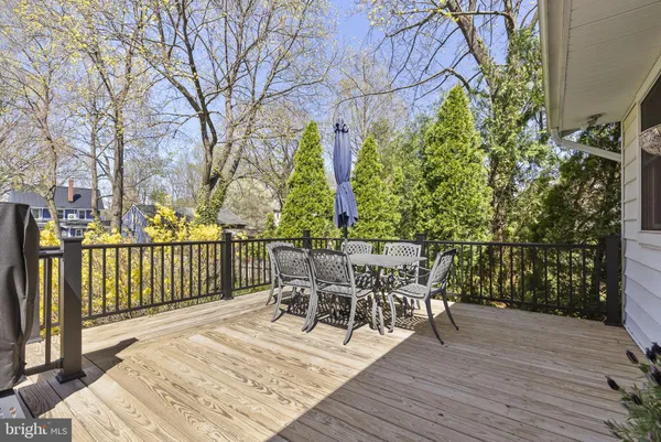 $899,999 | 429 East 2nd Street, Moorestown, NJ 08057