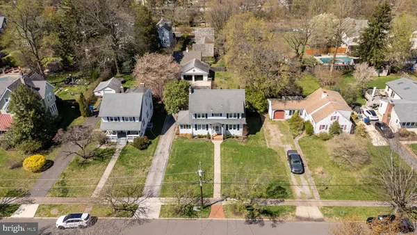 $899,999 | 429 East 2nd Street, Moorestown, NJ 08057
