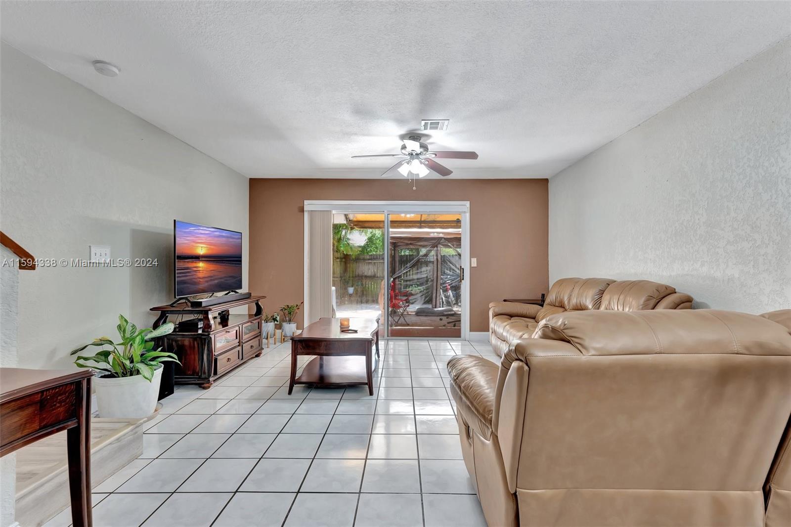 8319 Fairway Road Sunrise, FL 33351 - Photo 6 of 33 Gallery Image 6