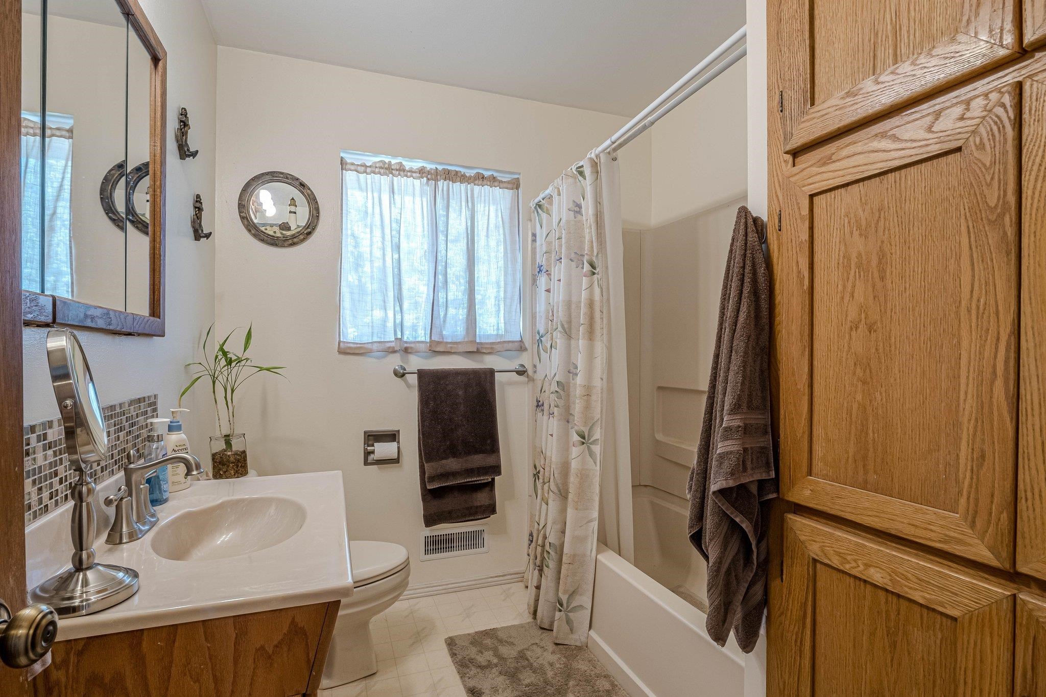 180 Thompson Road Grand Junction, CO 81503 - Photo 12 of 42 Gallery Image 12