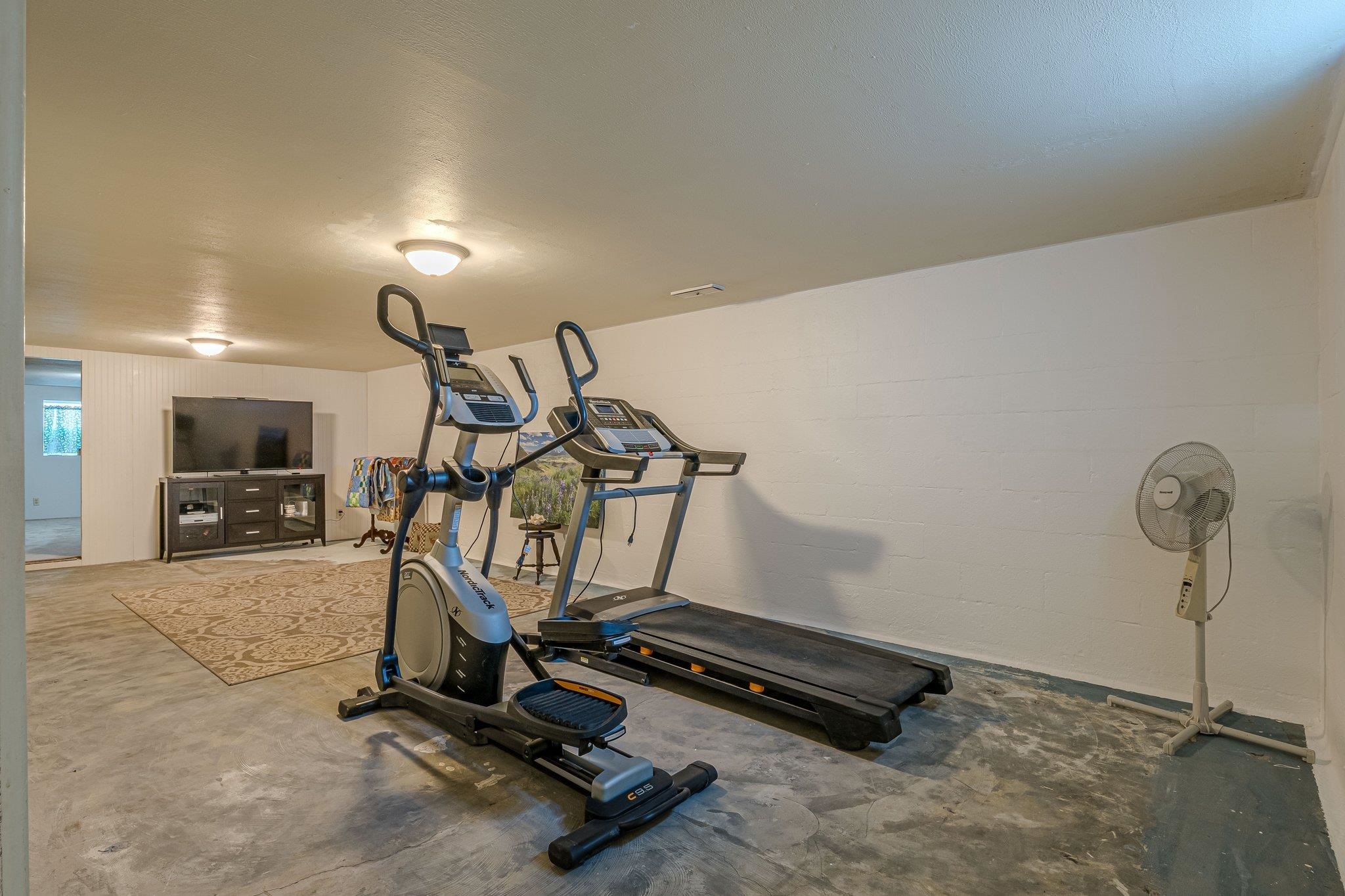 180 Thompson Road Grand Junction, CO 81503 - Photo 20 of 42 Gallery Image 20
