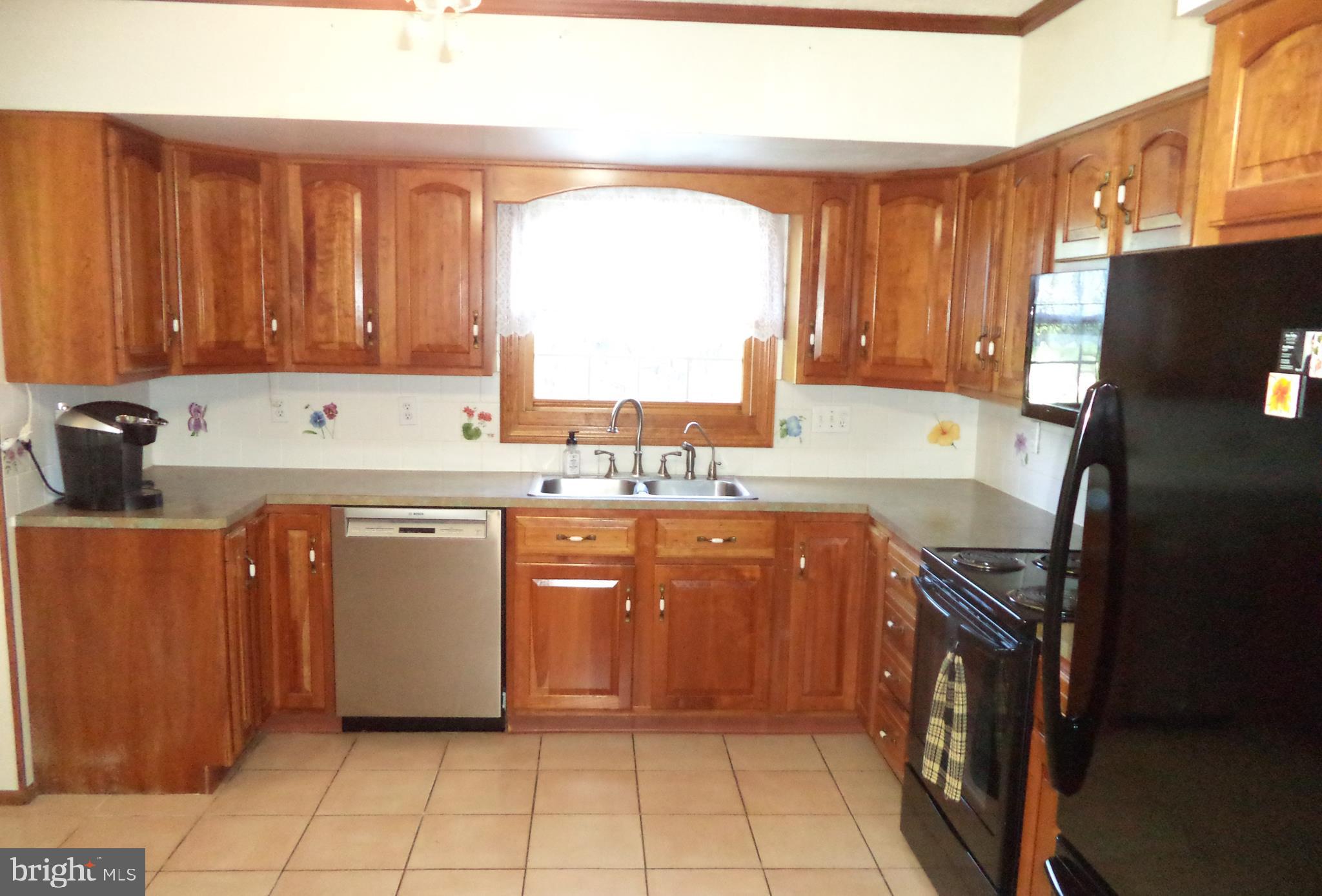 1315 Ridge Road Grantville, PA 17028 - Photo 6 of 33 Kitchen2