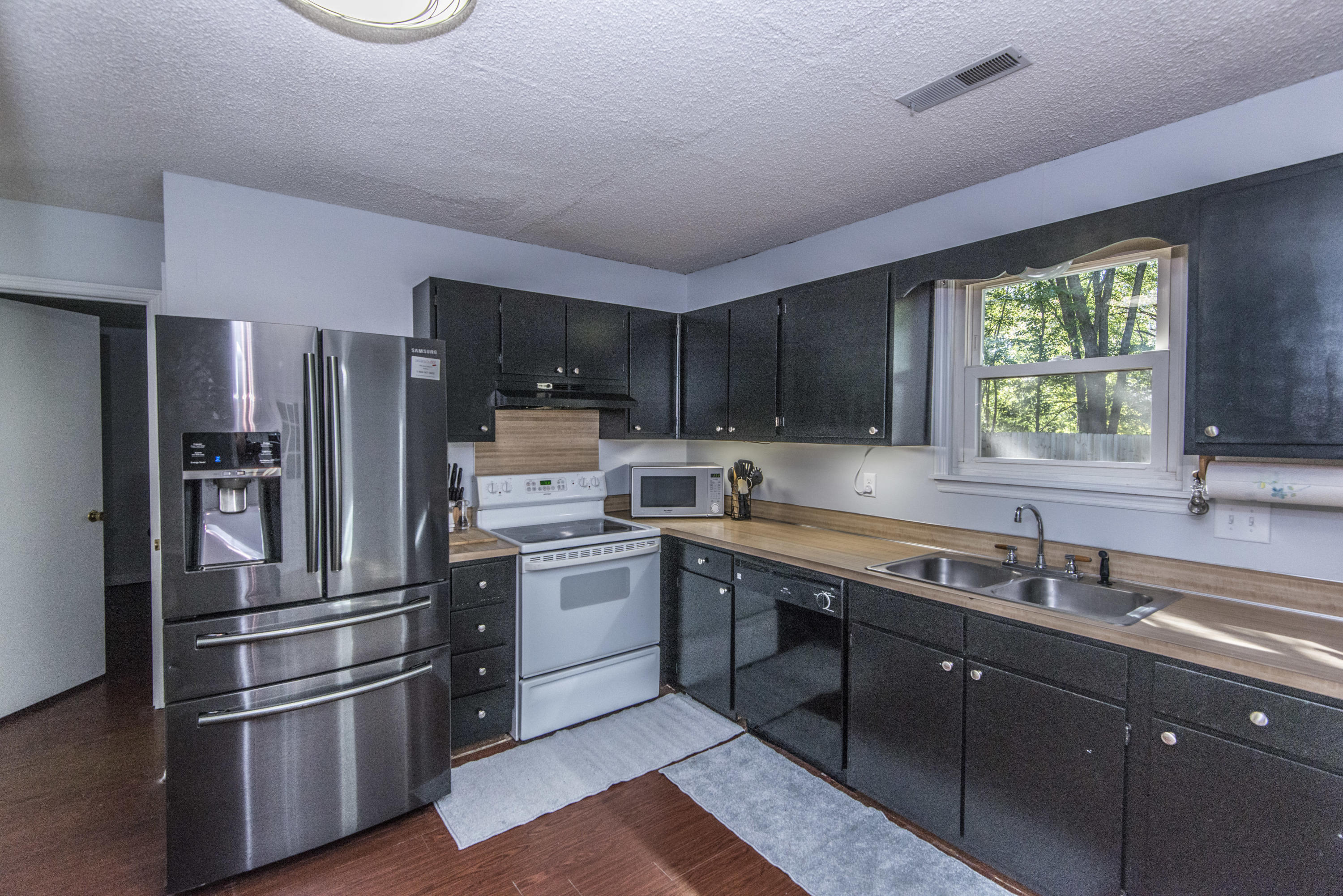 513 Temple Road Ladson, SC 29456 - Photo 4 of 23 _DSC6348