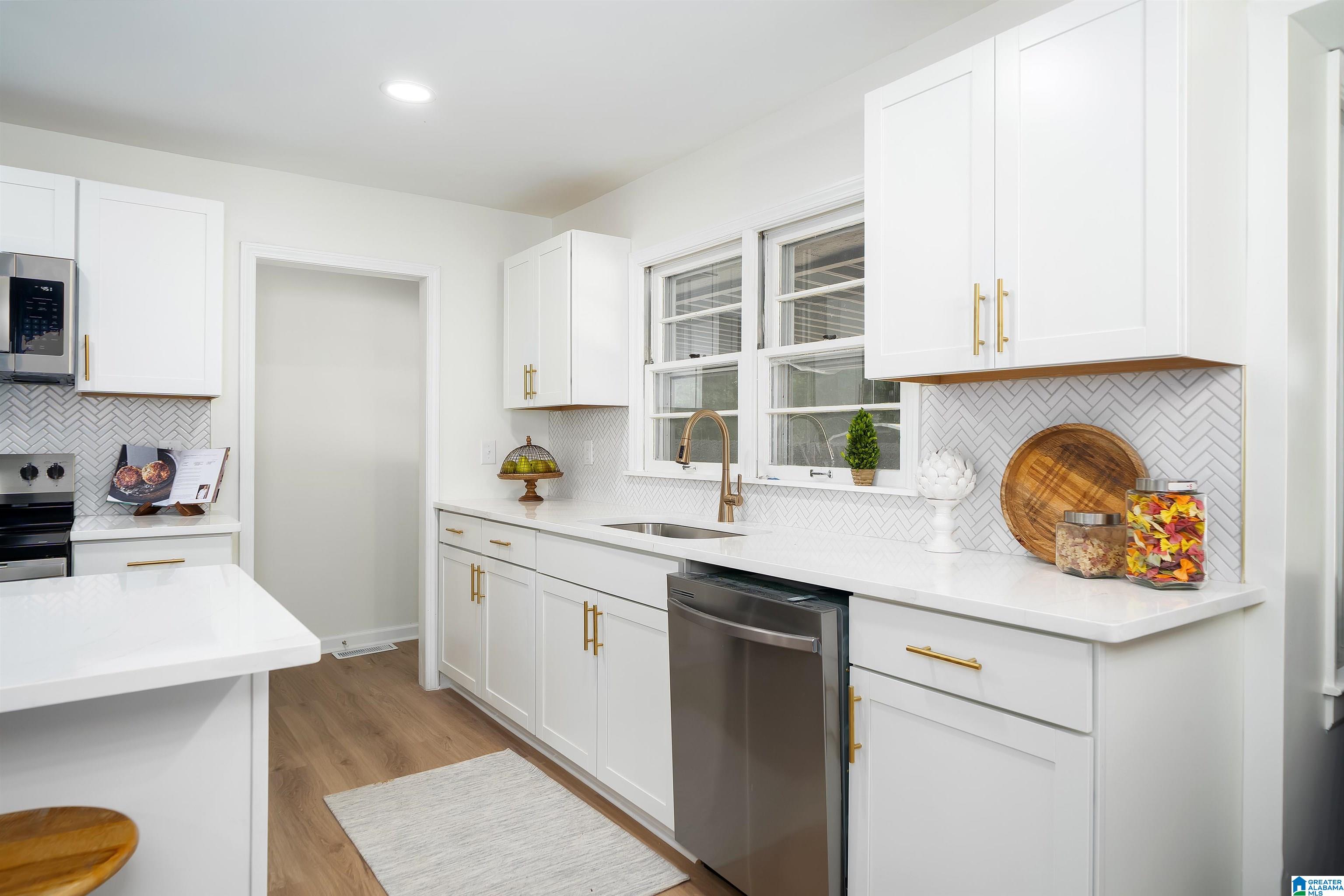 1309 Springville Road Birmingham, AL 35235 - Photo 10 of 38 Gallery Image 10