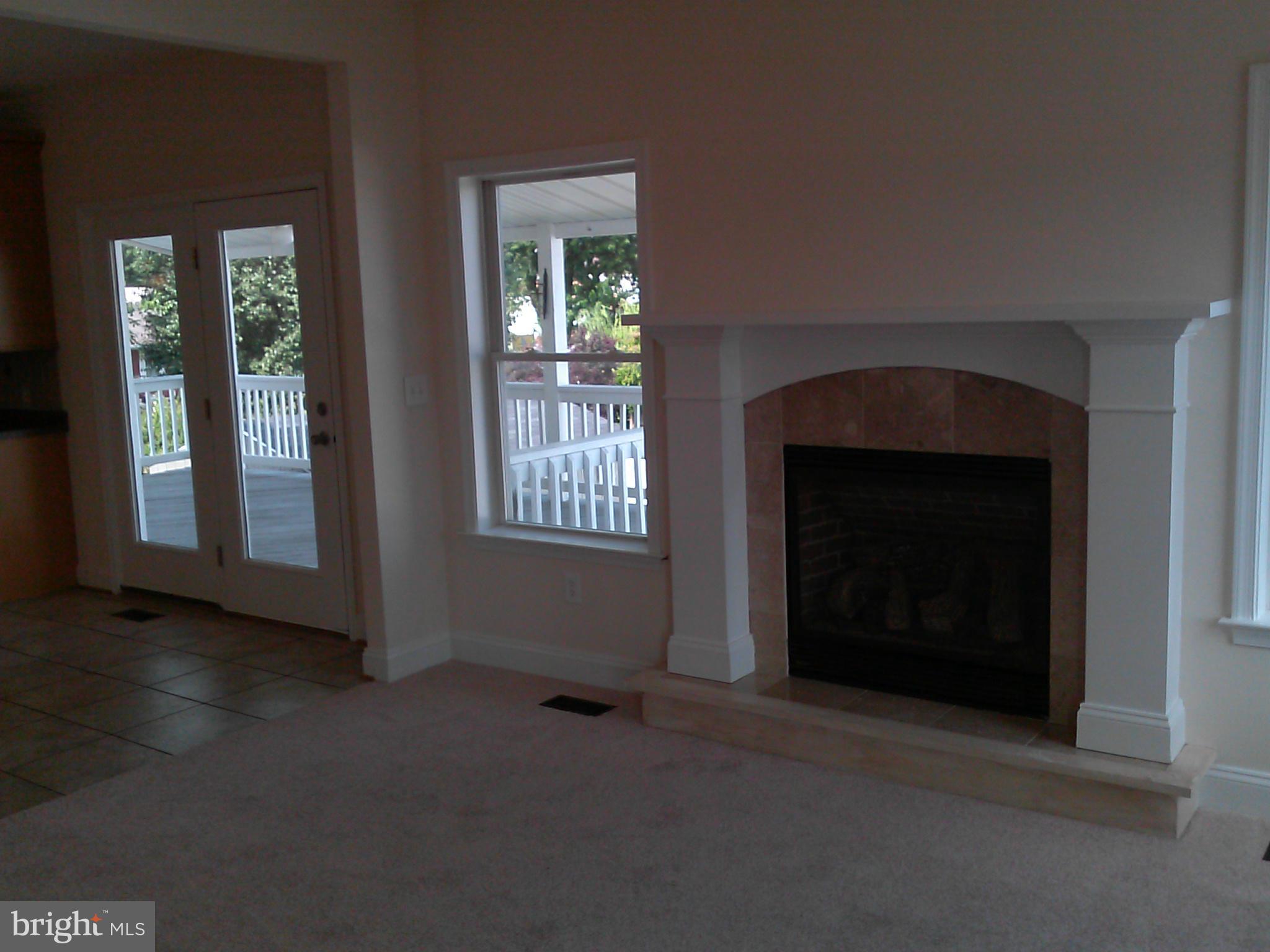3322 Grace Road Baltimore, MD 21219 - Photo 7 of 30 Family Room