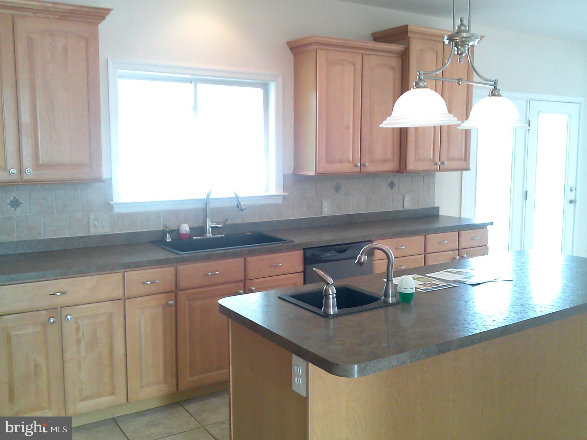 3322 Grace Road Baltimore, MD 21219 - Photo 10 of 30 Kitchen