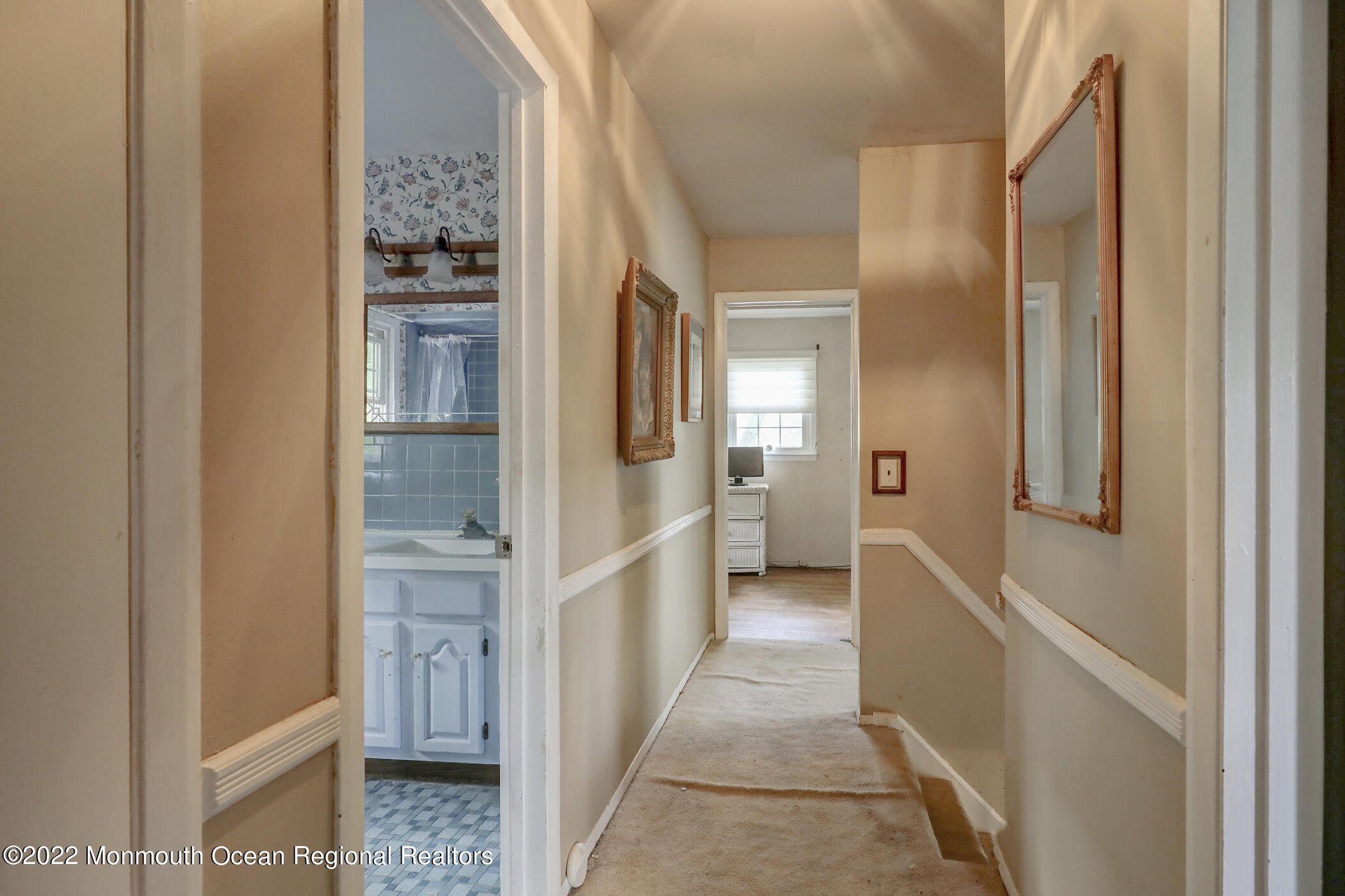 2001 Logan Road Asbury Park, NJ 07712 - Photo 24 of 35 22 - Upper Hallway