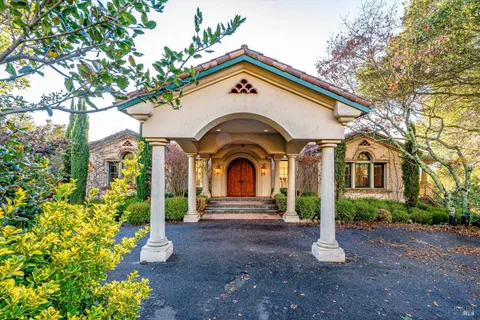 $4,500,000 | 405 London Way, Sonoma, CA 95476
