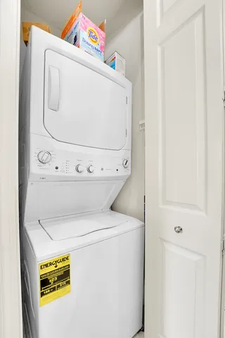 $324,999 | 7073 Torrey Pines Circle, Port St. Lucie, FL 34986