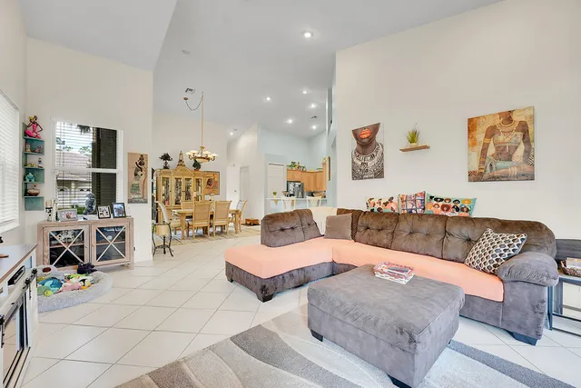 $324,999 | 7073 Torrey Pines Circle, Port St. Lucie, FL 34986