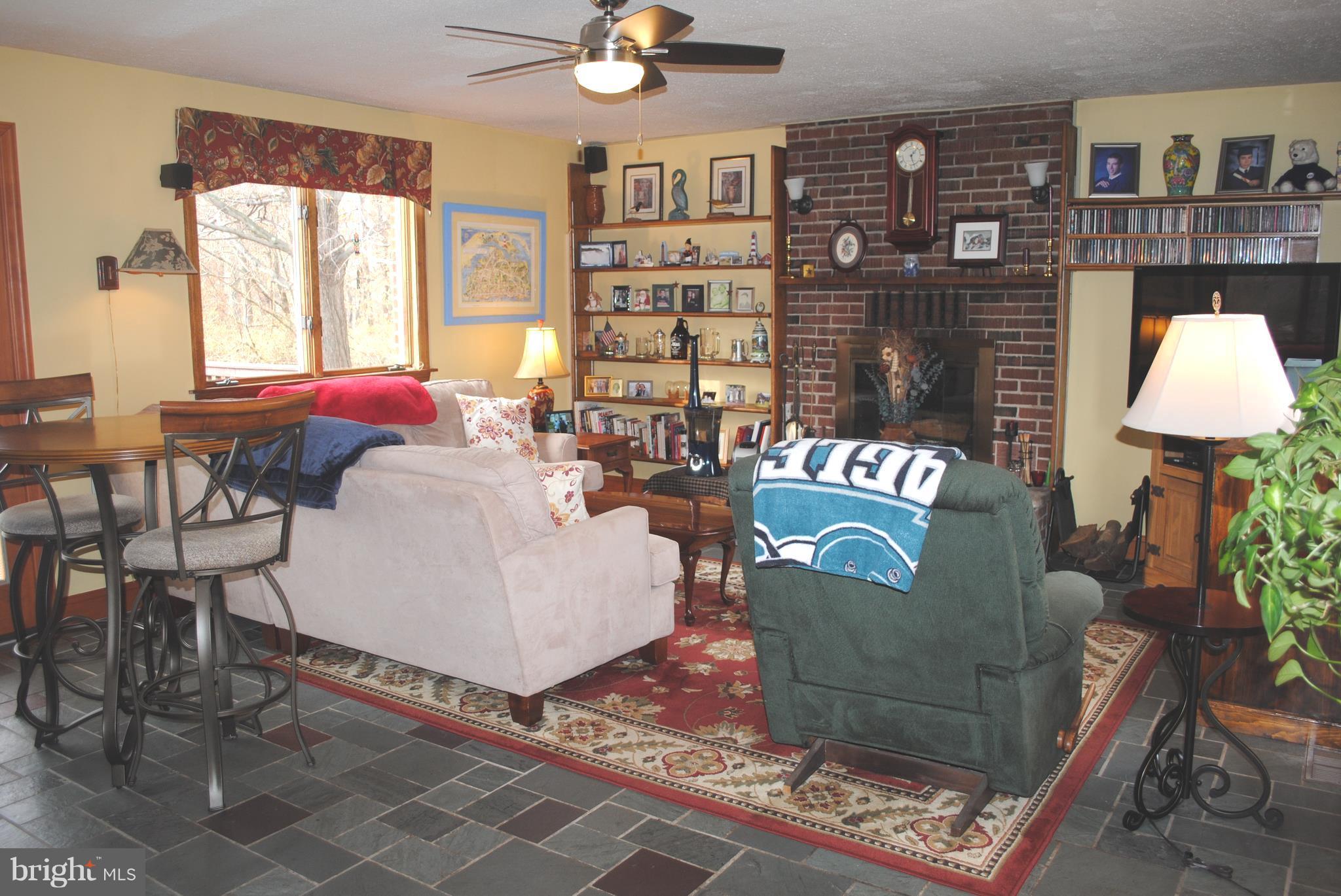6716 Cherry Hill Road Baldwin, MD 21013 - Photo 14 of 28 Family Room