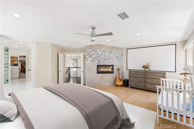 a view of a house with swimming pool and a yard