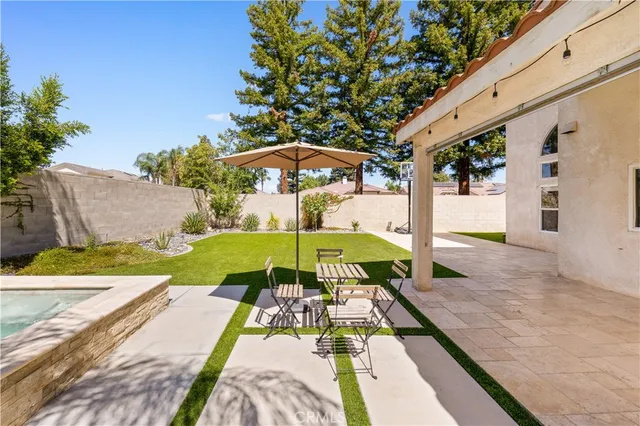 $829,999 | 1001 Sungro Way, Bakersfield, CA 93311