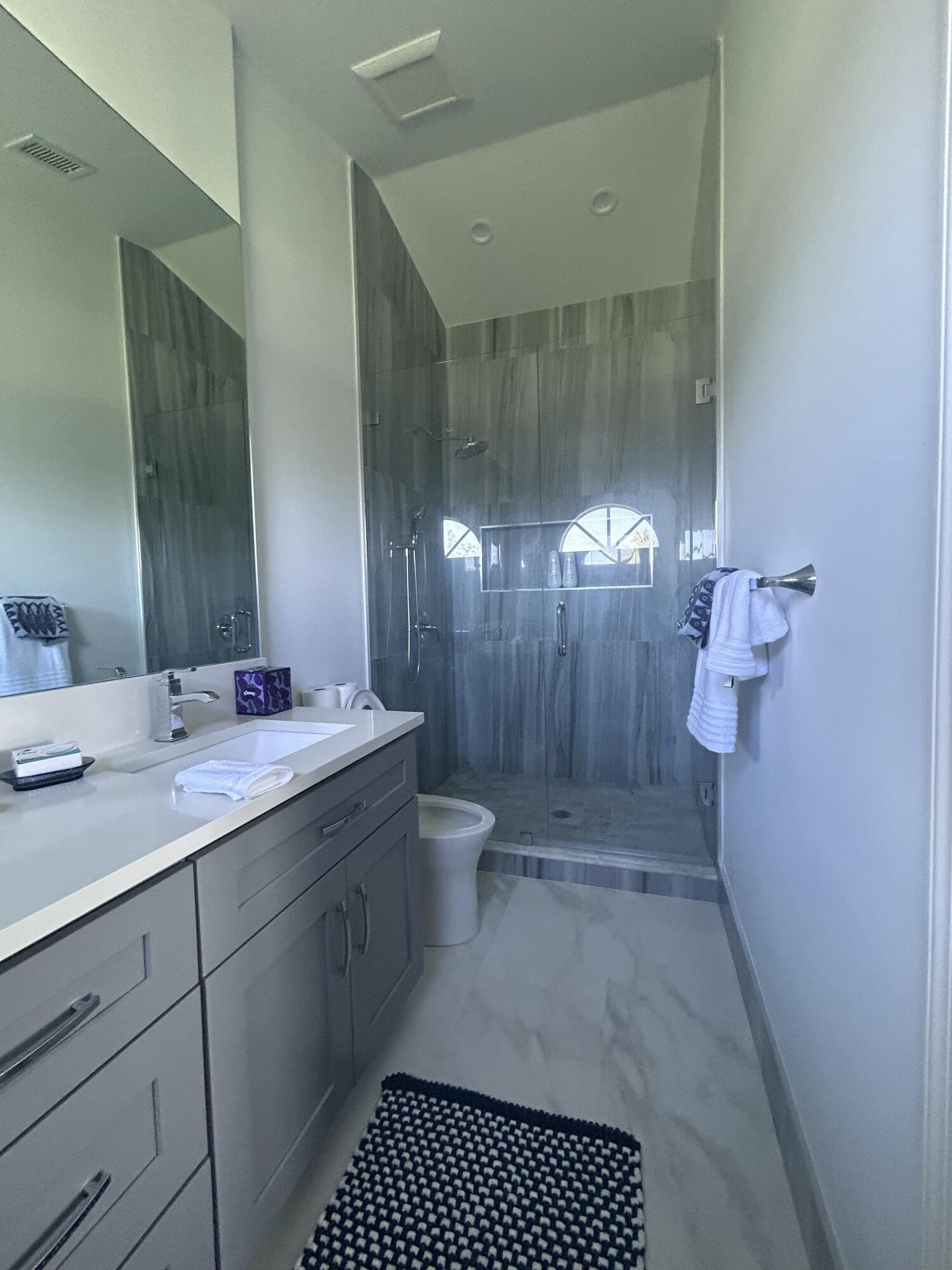 Undisclosed Address Jupiter, FL 33477 - Photo 7 of 12 IMG_6384