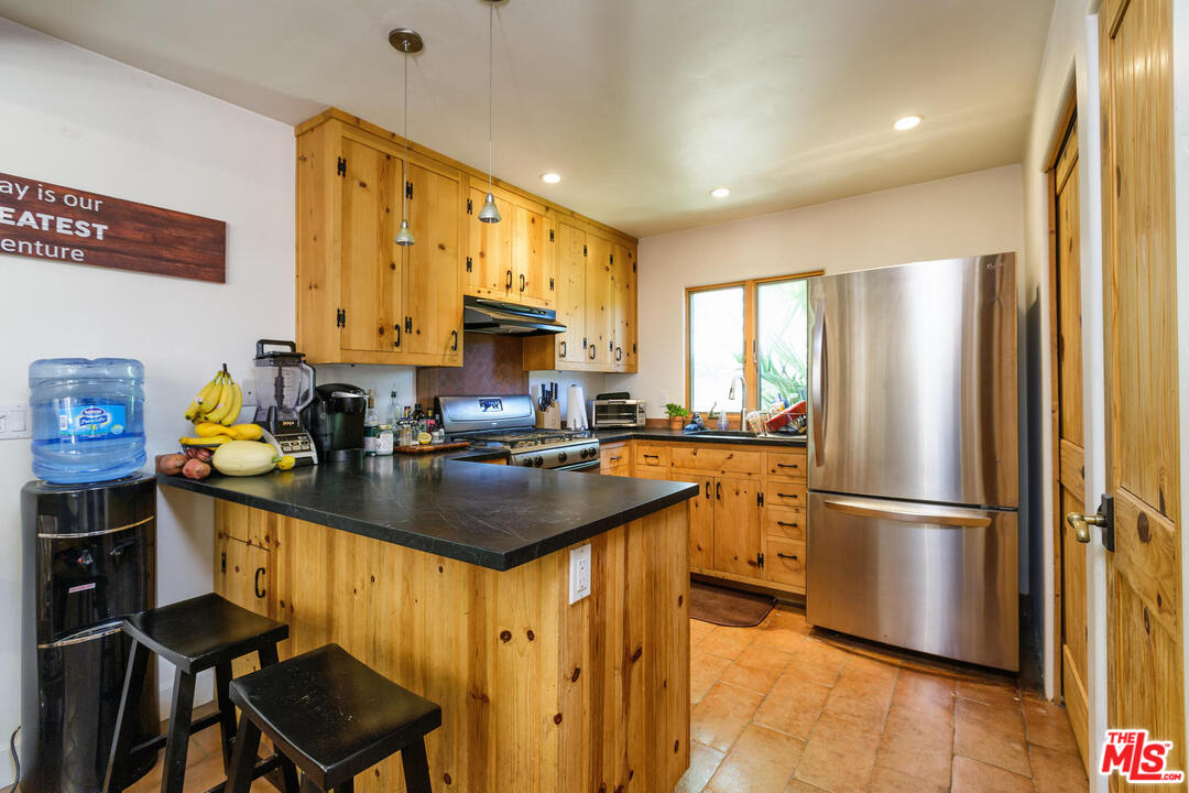 361 Riverside Road Oak View, CA 93022 - Photo 26 of 36