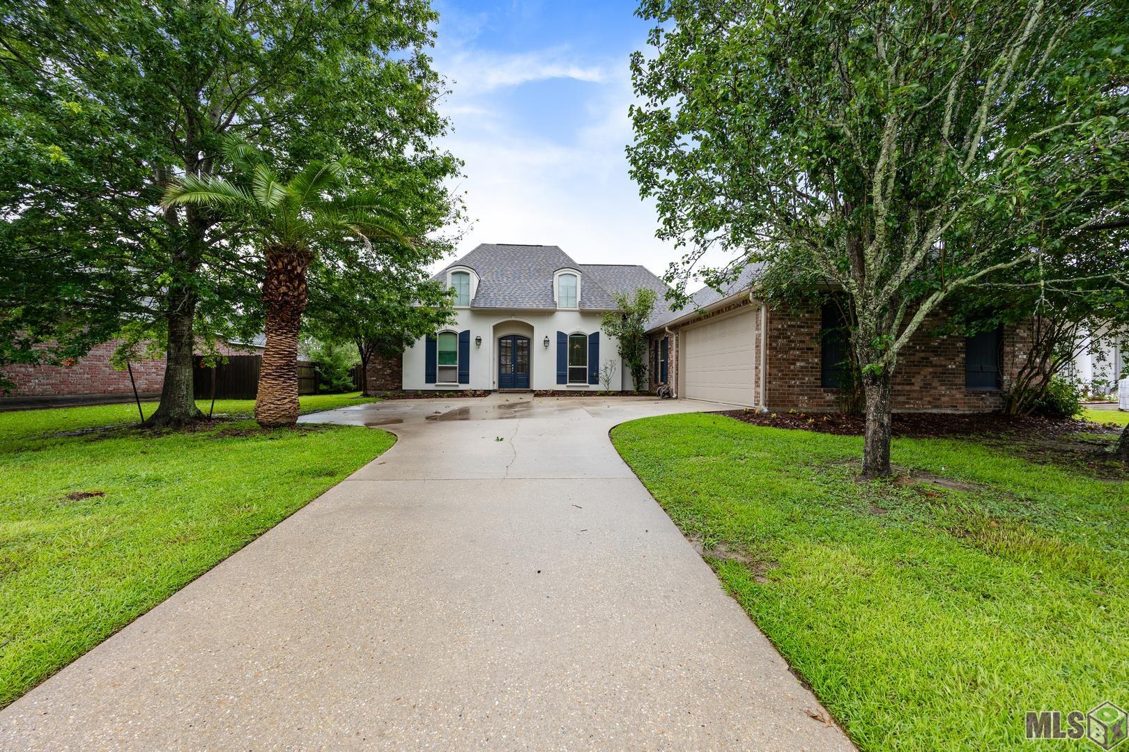 18249 Shadow Creek Avenue Baton Rouge, LA 70816 - Photo 4 of 37