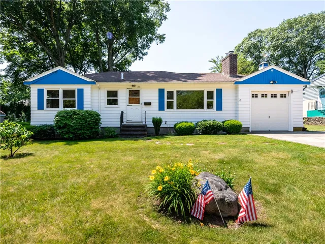 $499,000 | 205 Lincoln Avenue, Barrington, RI 02806