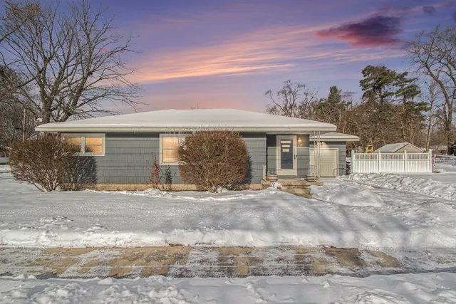 $345,700 | 409 South Street, Spring Lake, MI 49456